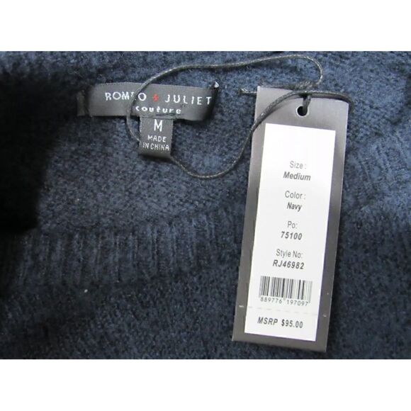 Romeo & Juliet Couture Extra Long Sleeve Sweater - Picture 5 of 5